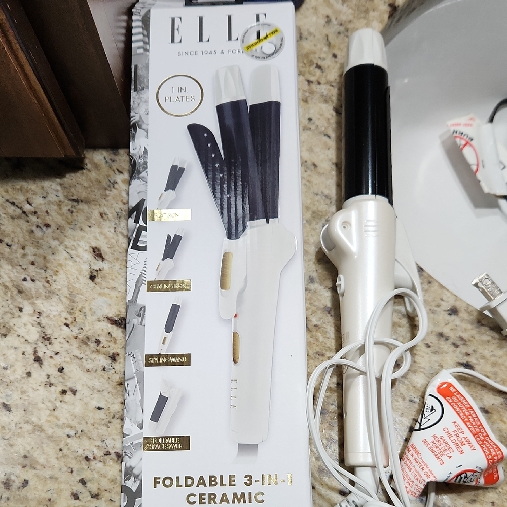 Elle Ceramic Hair Tool in White and Black
